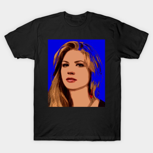 katheryn winnick T-Shirt by oryan80